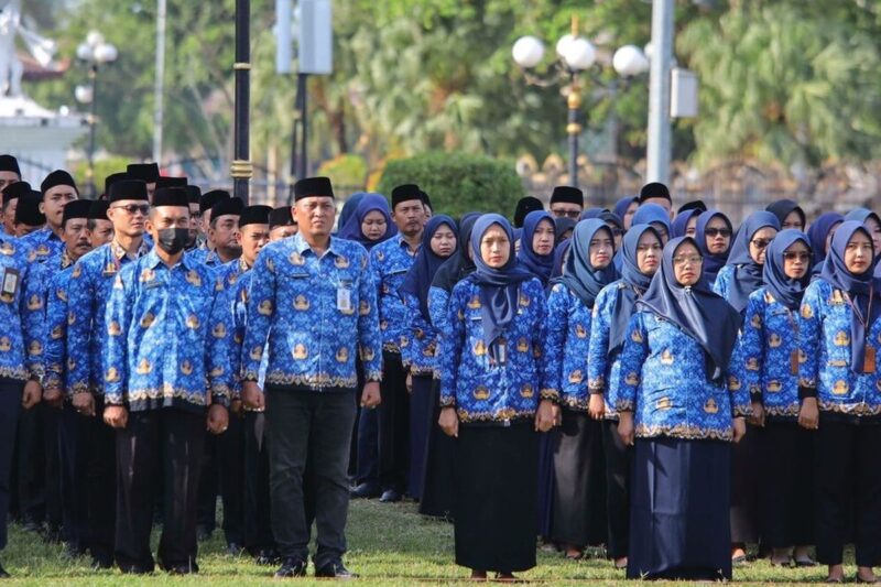 Apakah PNS Termasuk Buruh