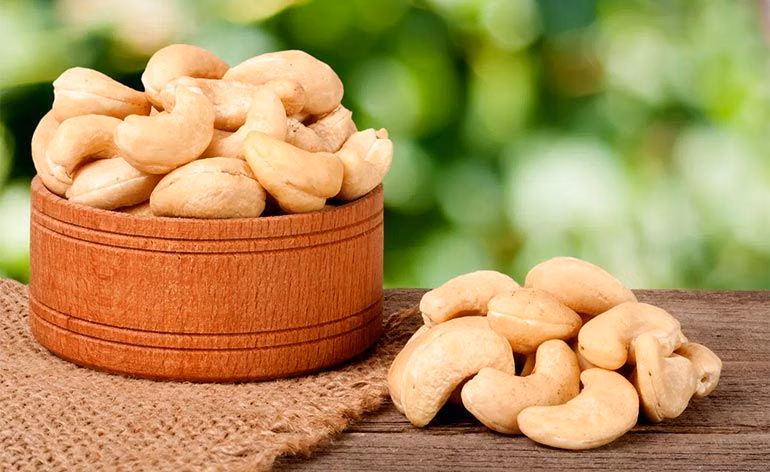 Bagaimana Kandungan Garam Tambahan pada Kacang Panggang?