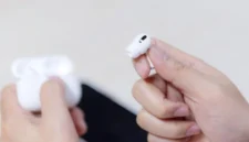 Cara Perbaiki Earphone Bluetooth Mati Sebelah