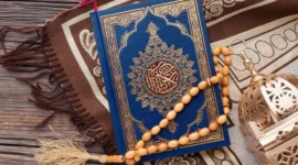 Jelaskan hukum Allah SWT serta sifat-sifatnya