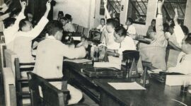 jelaskan latar belakang pembentukan panitia sembilan