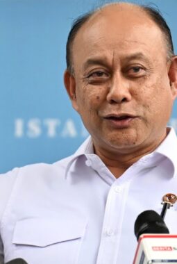 Alasan Prabowo Subianto Copot Kepala Badan Gizi Nasional Dadan Hindayana