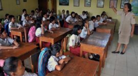 bagaimana pembelajaran sosial emosional dapat dikaitkan dengan mata pelajaran lain?