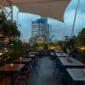 Awan Lounge Jakarta, Rooftop Bar dengan Panorama Kota dan Asian Tapas yang Berkesan