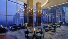 Sky Lounge Surabaya, Rooftop Lounge Mewah dengan Live Music dan Panorama Kota