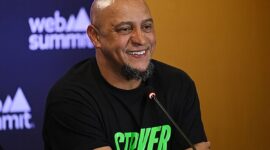 Apakah Roberto Carlos Mualaf