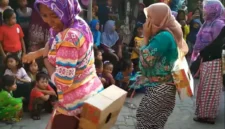 Lomba 17 Agustus Lucu untuk Ibu-ibu