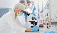 Mengapa Penting Menggunakan APD Saat Melakukan Aktivitas di Laboratorium atau Bengkel Fakultas Teknik?