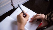 Mengapa Bahasa Indonesia Disebut Sebagai Bahasa yang Egaliter