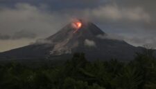 Gunung Merapi Siaga Level III