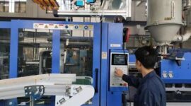 Jelaskan apa yang kamu tahu soal molding dan pekerjaan terkait molding