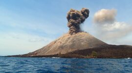 Kenapa Disebut Gunung Anak Krakatau?