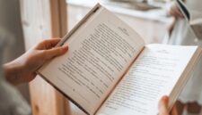 Sebutkan Hal-hal yang Harus Diperhatikan Saat Menuntut Ilmu