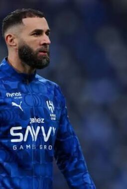 Benzema ke Persib Bandung: Mimpi atau Nyata? Ini Faktanya!