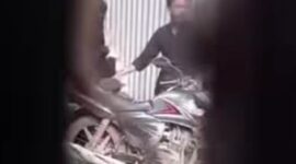 Video Berdurasi 1 Menit Wanita Bercadar Mesum di Tempat Umum