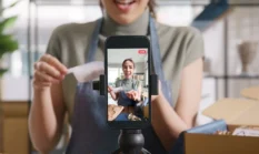 Cara Live Streaming di TikTok dengan Hp Khusus untuk Pemula