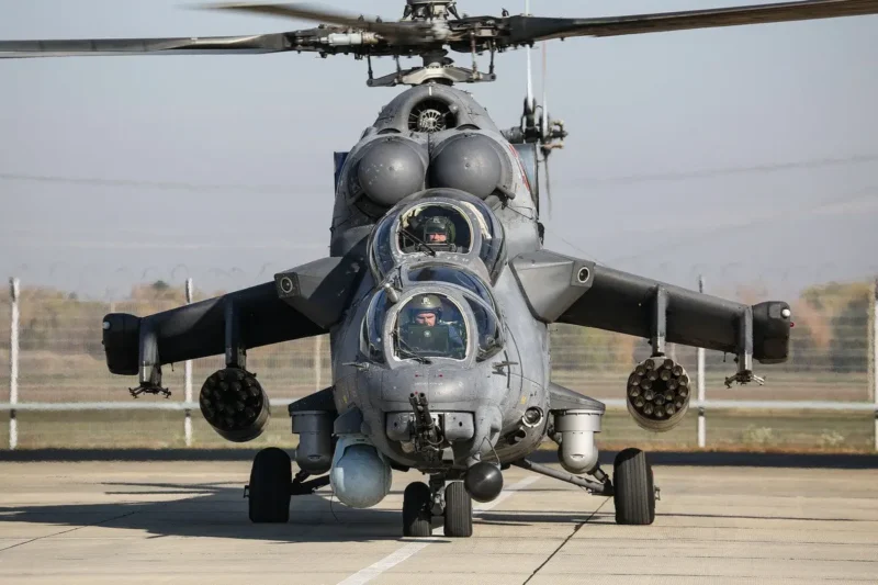 Helikopter Serang Mi-35M