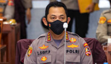 Kenapa Kapolri Sigit Diganti