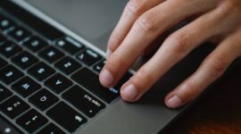 Kenapa Keyboard Laptop Tidak Bisa Mengetik