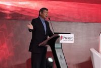 Pemerintah Bagi-bagi HP Gratis