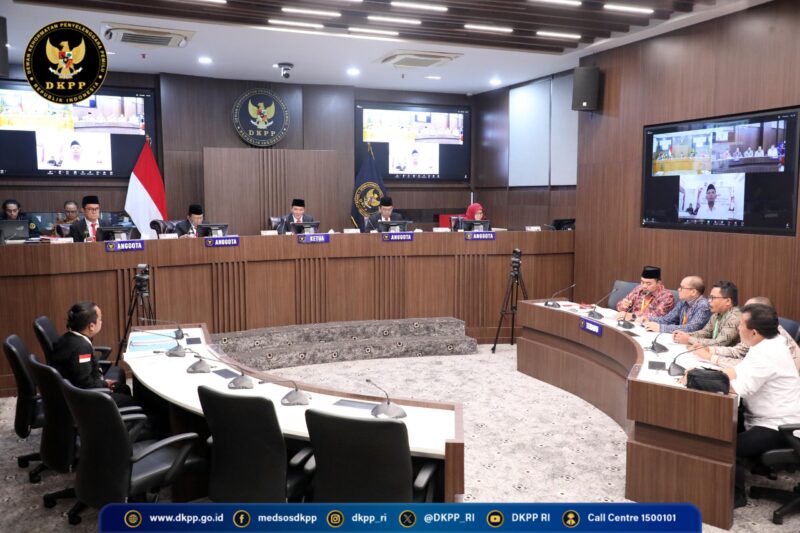 Seluruh Komisioner KPU-Bawaslu Diadukan ke DKPP